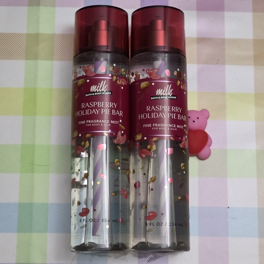 Bath Body Works Milk Bar Raspberry Holiday Pie Bar Fragrance Mist Set of 2 NEW